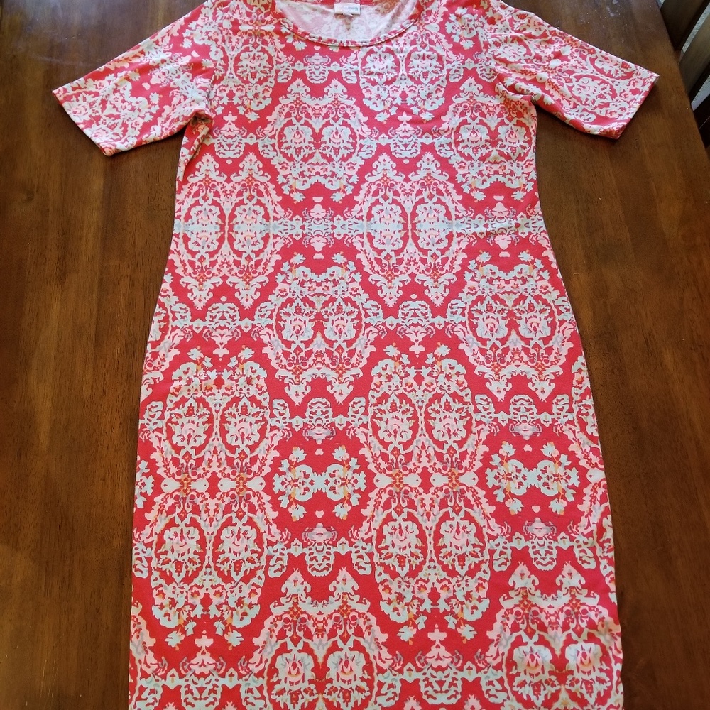 Beautiful Spring Lularoe Julia